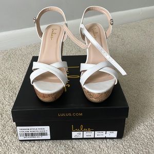 Lulus Nixie white wedges